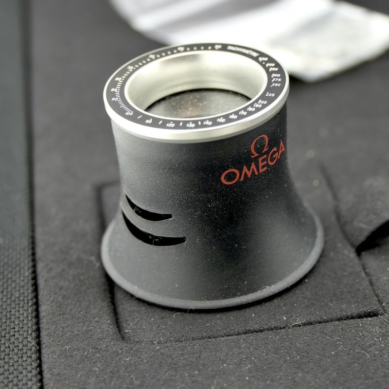 Image 19 of Omega Speedmaster Professional Moonwatch; Chronograph men's watch