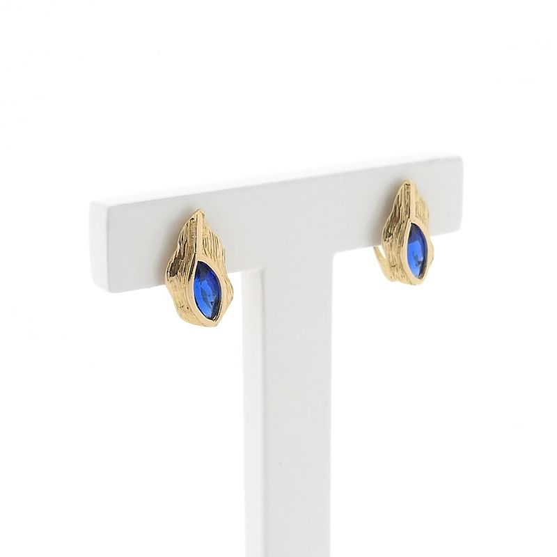 Image 3 of 18 ct. Gold stud earrings with sapphire
