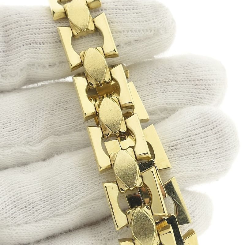 Image 7 of Gold Bismarck link bracelet