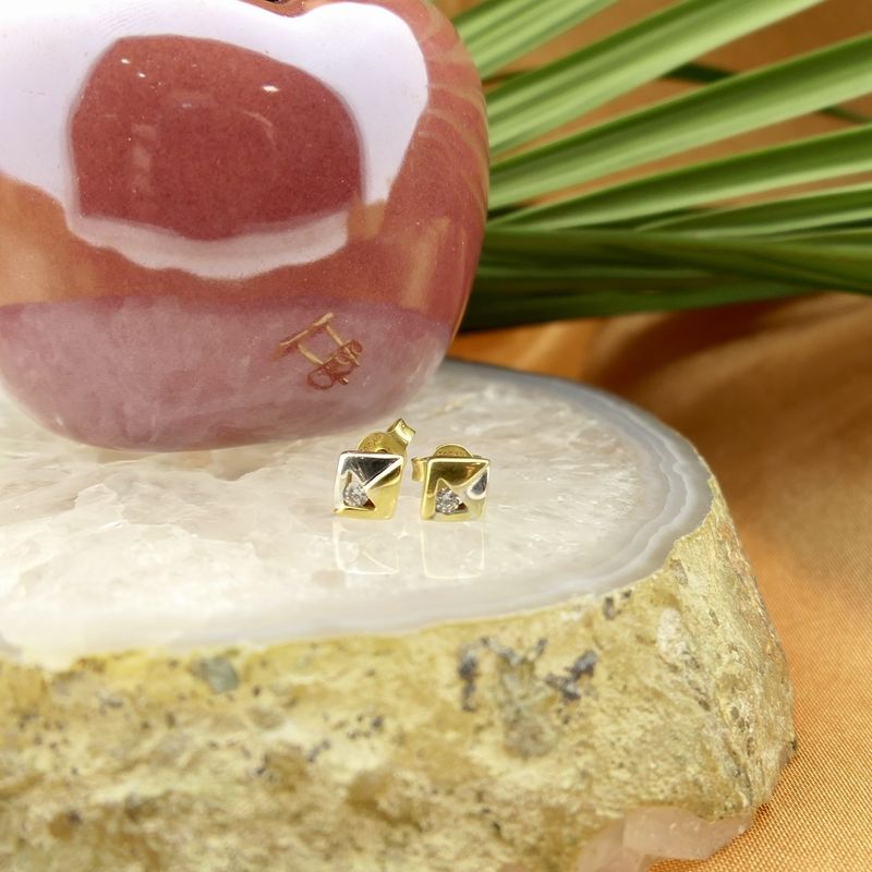 Image 2 of Bicolor gold stud earrings with zirconia