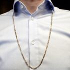 Image 10 of Gold long Figaro link chain