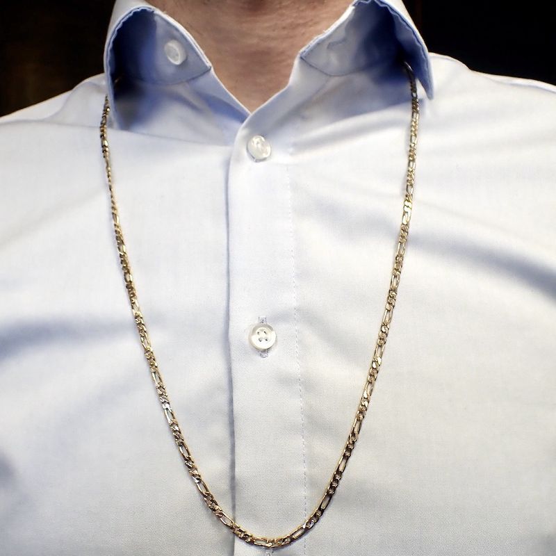 Image 10 of Gold long Figaro link chain