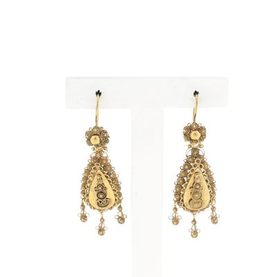 Image 1 of Antique gold earrings with Zeeland knots