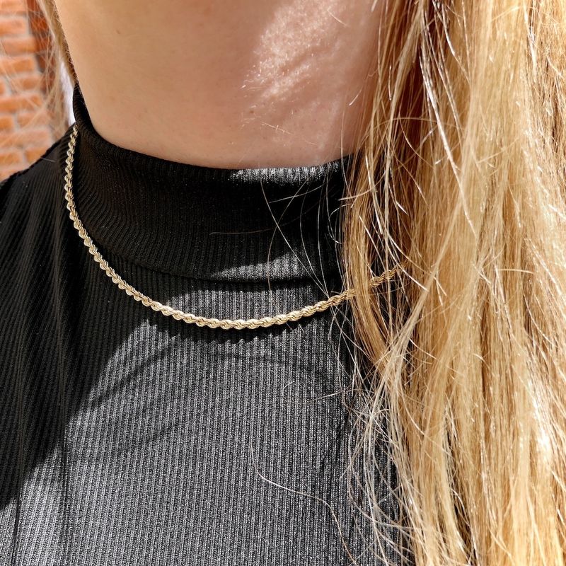 Image 6 of Gold twisted necklace | 42.5 cm