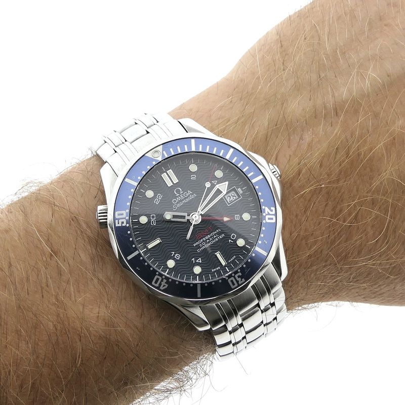 Image 11 of Omega Seamaster 300m GMT Co-Axial 2535.80.00; Automatic men's diving watch