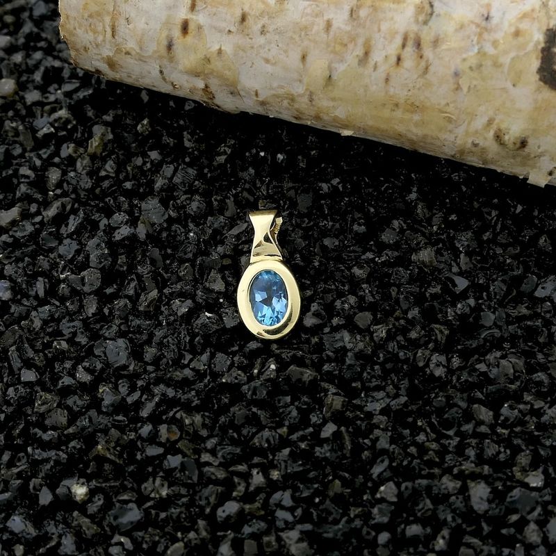 Image 2 of Gold minimalist pendant with topaz