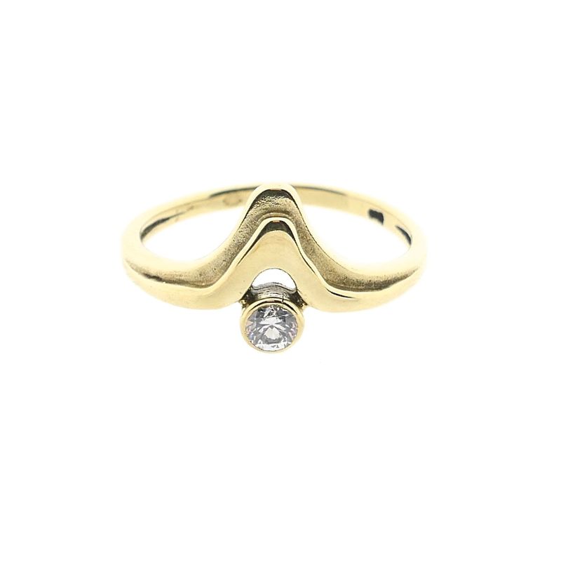 Image 3 of Gold ring with zirconia