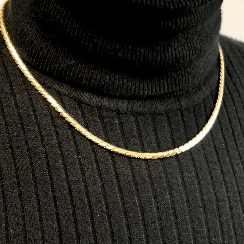 Image 10 of Gold S-link chain; 45 cm