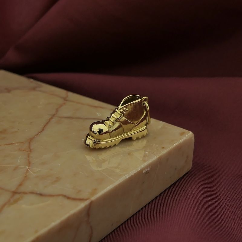 Image 2 of Gold pendant of a mountain boot