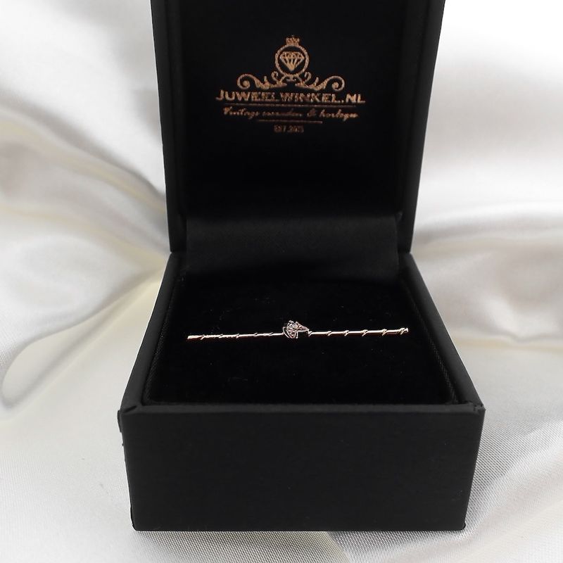 Image 3 of Antique rose gold brooch with diamond