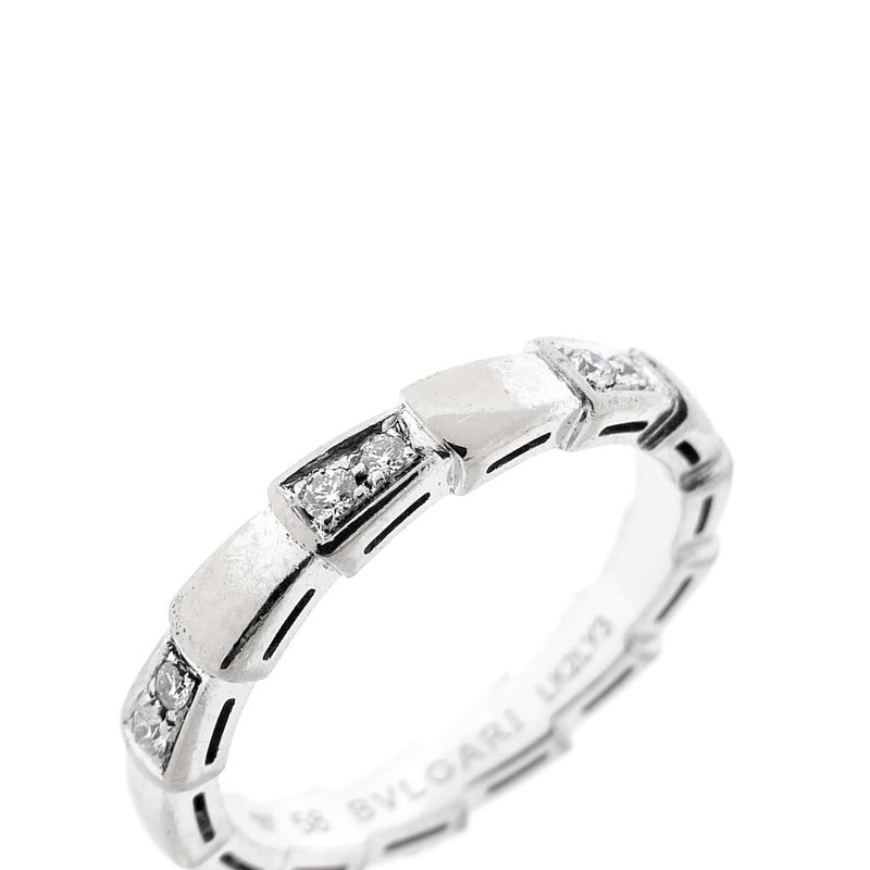 Image 2 of White gold ring with diamonds; 0.14 ct.