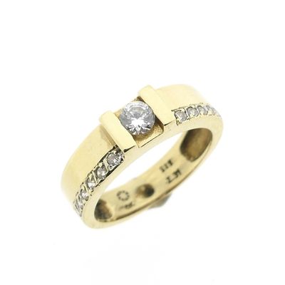 Image 1 of Gold ring with zirconia