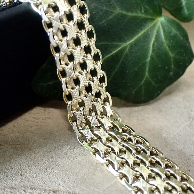 Image 2 of Golden fantasy link bracelet