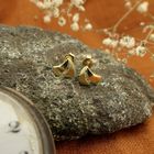 Image 2 of Golden subtle stud earrings