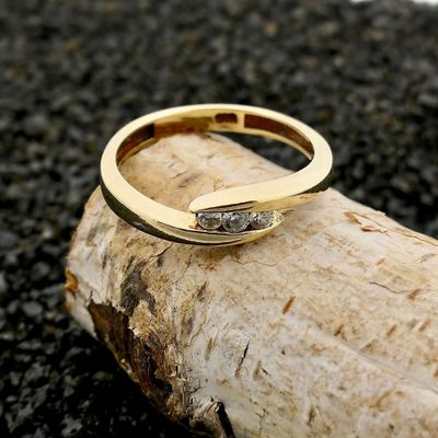 Image 2 of Gold Ring with Zirconia; 14 Karat; Size 17.25