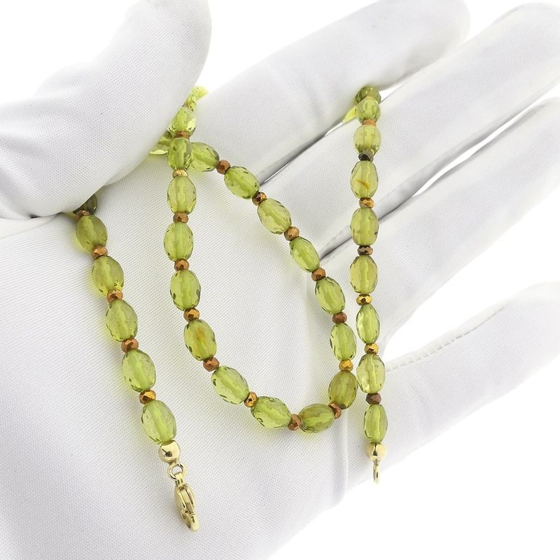 Image 8 of 9 carat peridot bead necklace