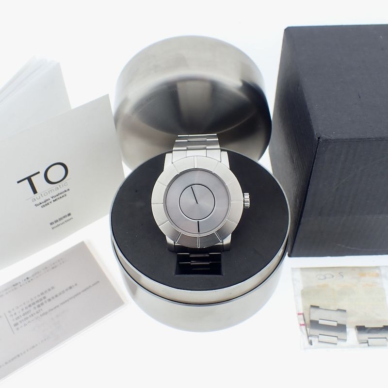 Image 2 of ISSEY MIYAKE Automatic; Design men's watch