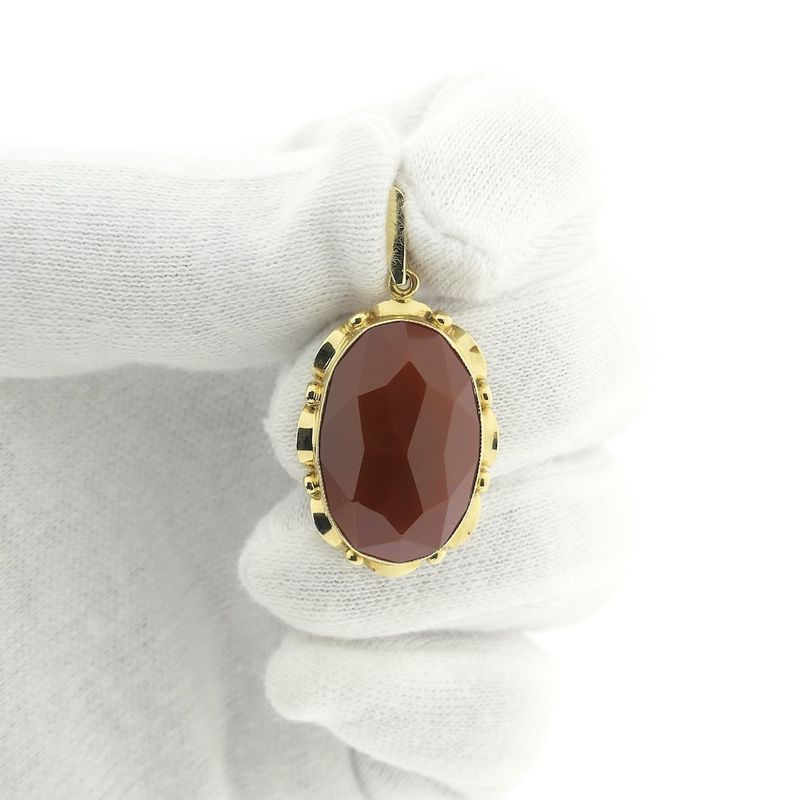 Image 12 of Vintage gold pendant with carnelian