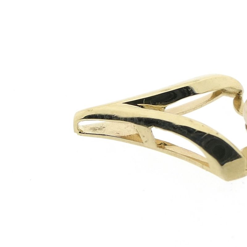 Image 5 of Golden subtle pendant with pearl