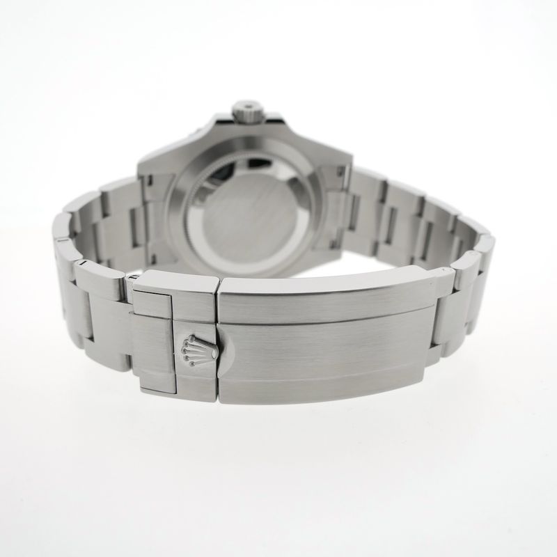 Image 10 of Rolex Submariner 'No-Date' 124060; Automatic men's diving watch