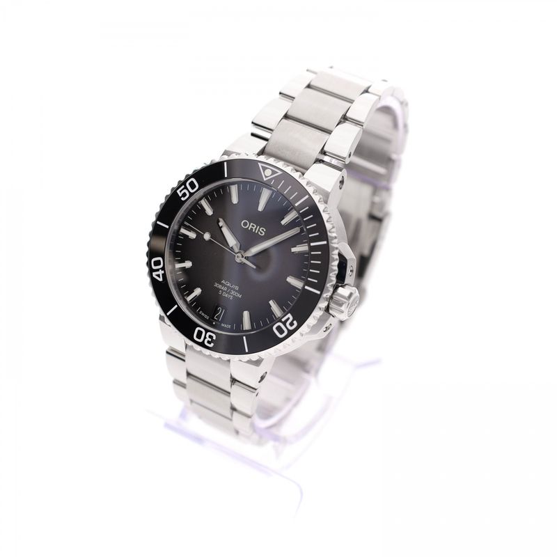 Afbeelding 2 van Oris Aquis Date '5-Days' Cal. 400; Automatisch Heren Horloge