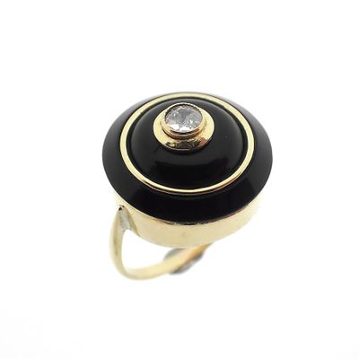 Image 1 of Gold ring with onyx and diamond | Art Deco