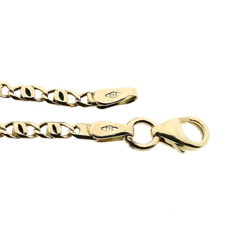 Image 6 of Gold closed Figaro link chain | 47 cm