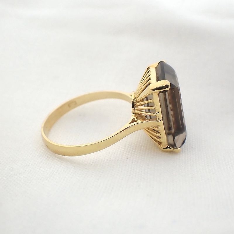 Image 9 of 18K Gold Ring with Smoky Quartz | Vintage