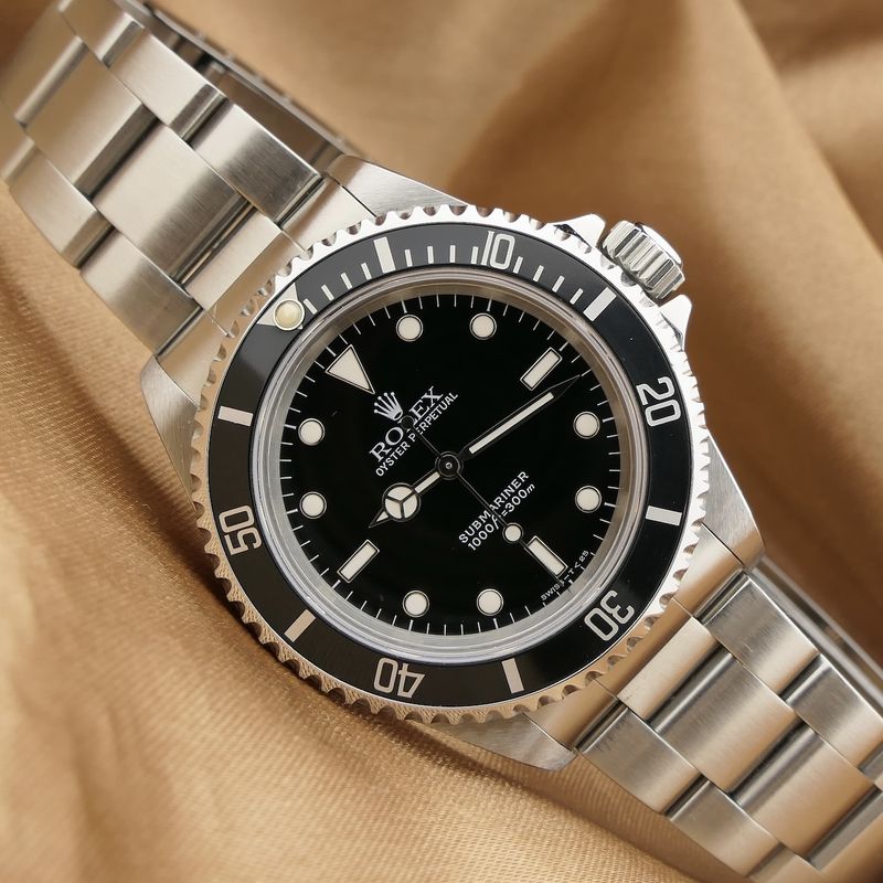 Image 29 of Rolex Submariner 14060; Automatic men's watch