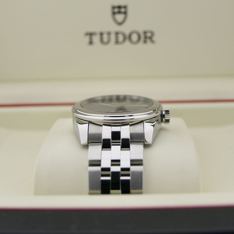 Image 15 of Tudor Glamor Date 53000; Automatic watch