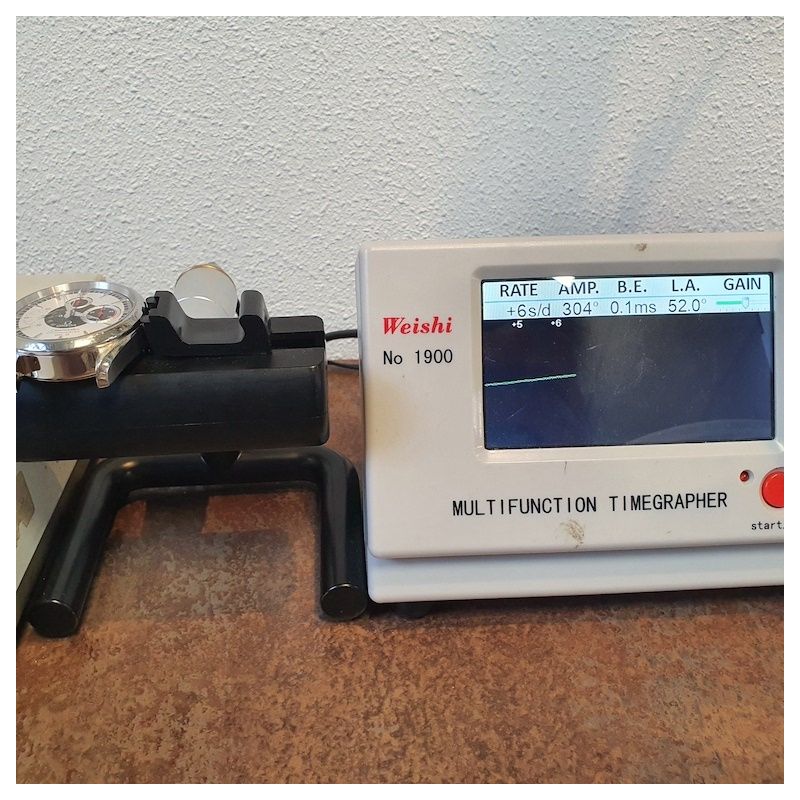 Image 12 of Omega Seamaster NZL-32; Chronograph men's watch