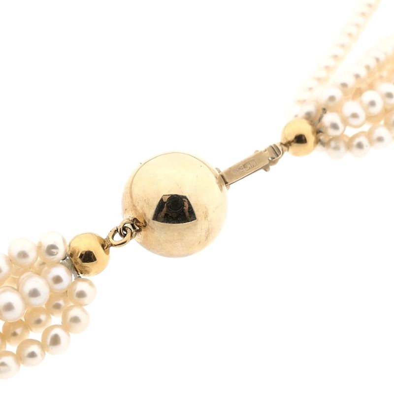 Image 4 of Pearl necklace with gold clasp