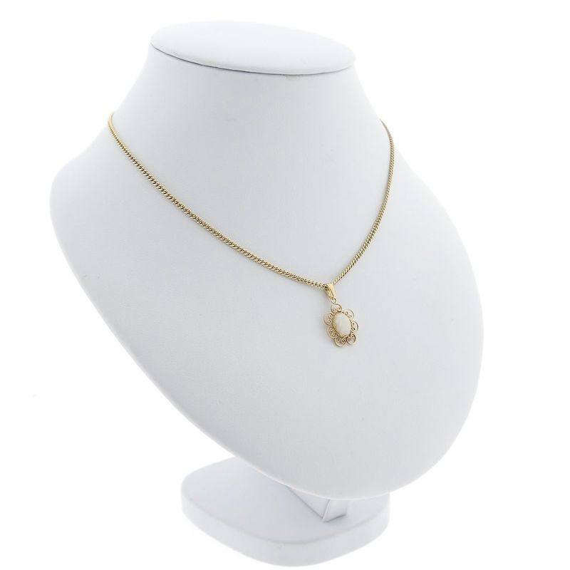 Image 4 of Gold pendant with precious opal | Vintage