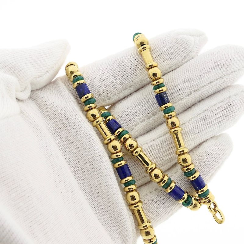 Afbeelding 7 van Gouden ketting met lapis lazuli en malachiet | 43,5 cm