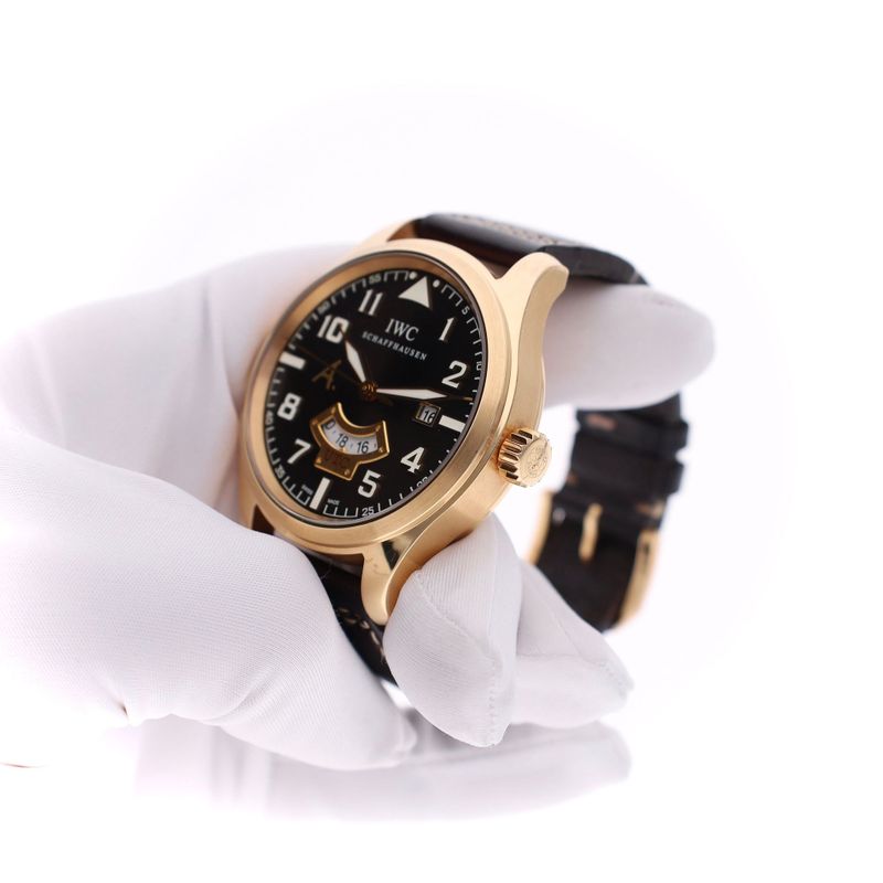 Afbeelding 5 van IWC Pilot's Watch UTC Antoine de Saint Exupéry IW3261-03; Limited Edition 18k. Gouden Heren Horloge