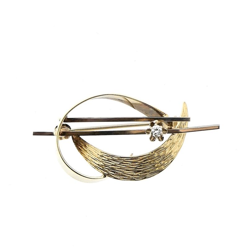Image 1 of Two-tone fantasy brooch with diamond | 0.05 ct.