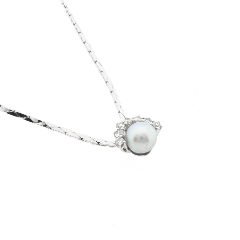 Image 3 of White gold necklace with Tahitian pearl and diamonds; 0.35 ct.