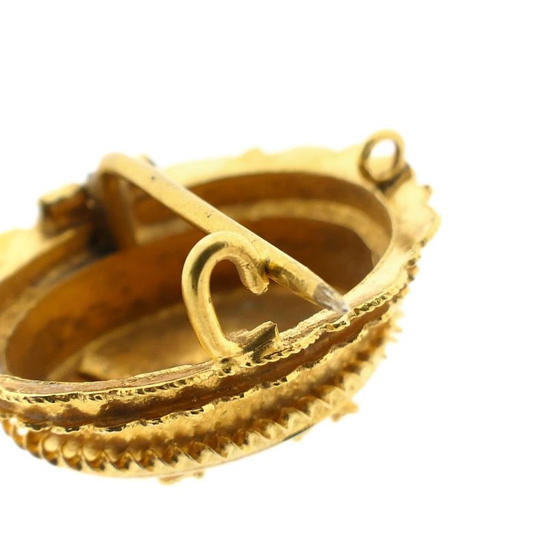 Afbeelding 5 van Antiek gouden broche van een mutsenbel 