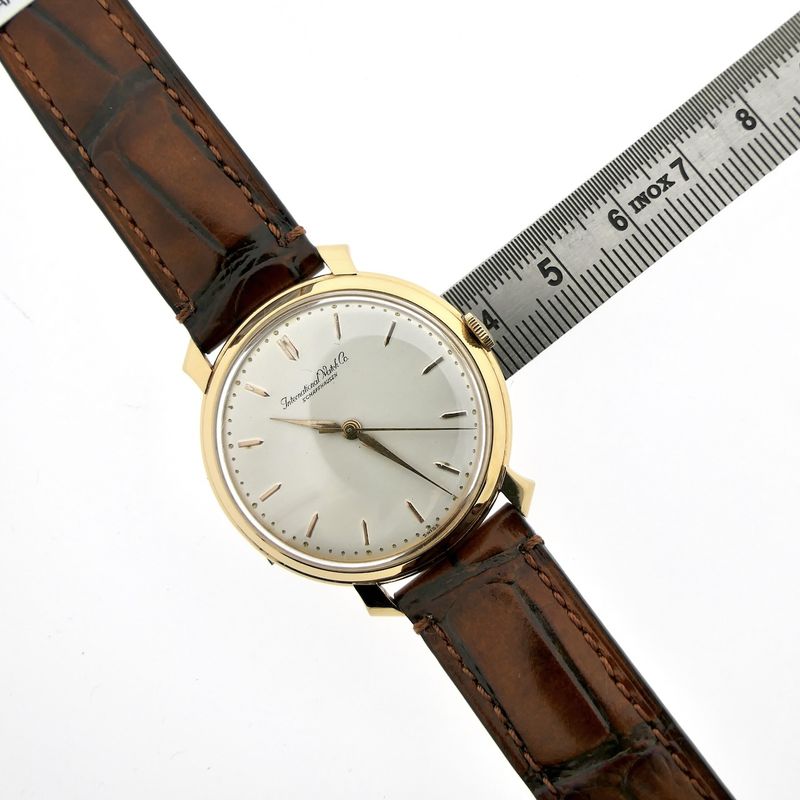 Image 19 of IWC Schaffhausen 'Shark Fin Ref. 512'; Vintage 18k gold men's watch