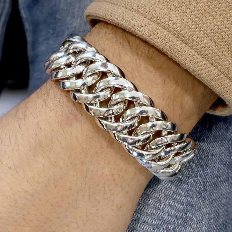 Image 2 of Silver Buddha to Buddha bracelet | 20 cm