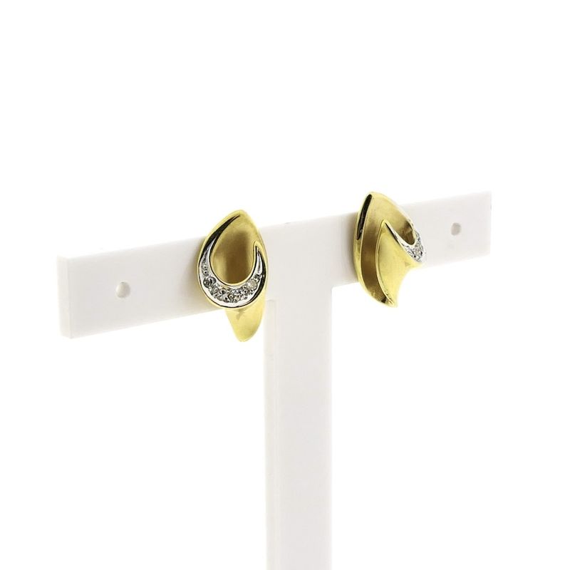 Image 2 of Gold stud earrings with diamonds; 0.12 ct.