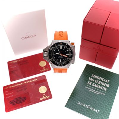 Afbeelding 2 van Omega Seamaster Ploprof 1200M 224.32.55.21.01.002; Automatisch Heren Horloge
