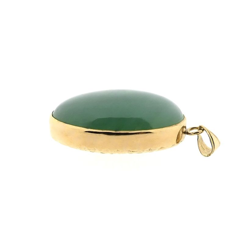 Image 4 of 18 carat gold pendant with aventurine