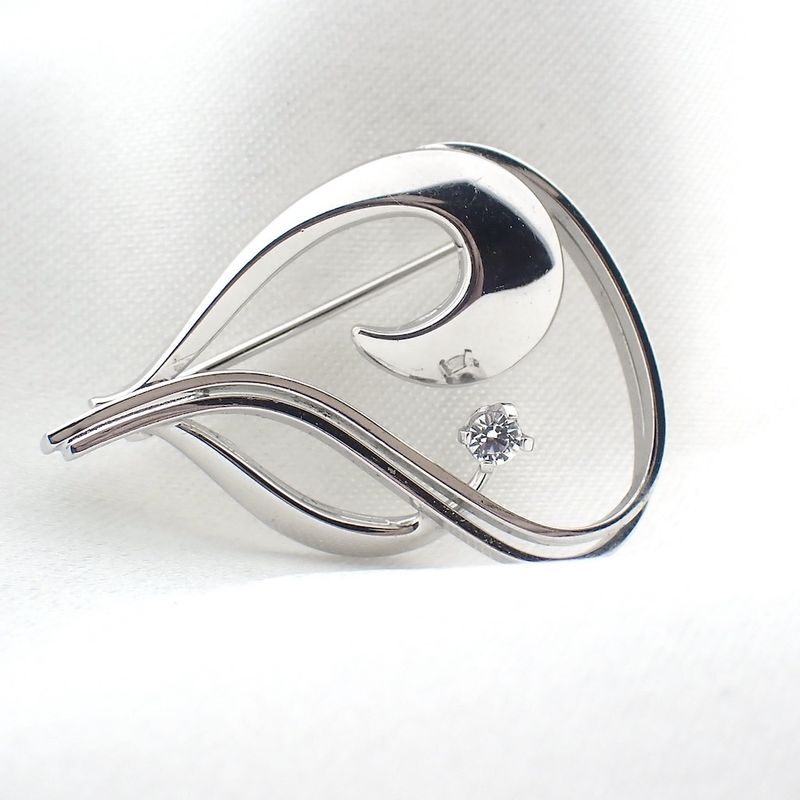 Image 2 of Silver fantasy brooch with zirconia