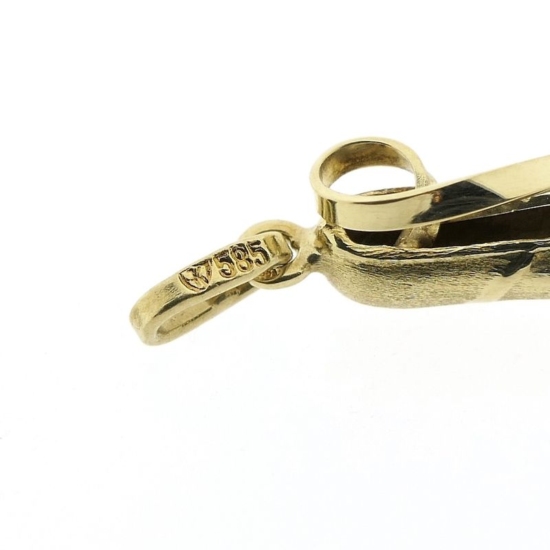 Image 6 of Gold pendant of a ballet shoe