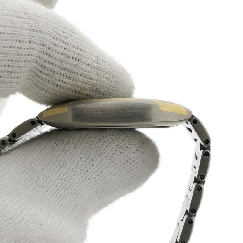 Image 9 of Omega Seamaster Titane 120m; 18k gold/titanium watch