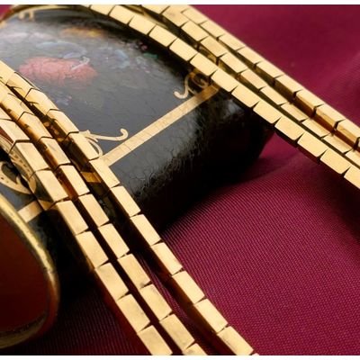 Image 2 of Solid gold women's necklace with bars