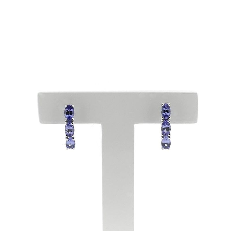 Image 5 of White gold stud earrings with tanzanite