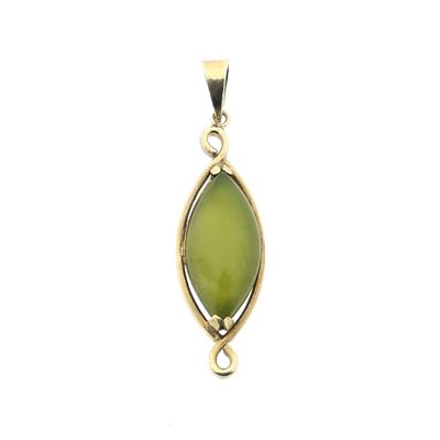 Image 1 of 9 carat pendant with jade