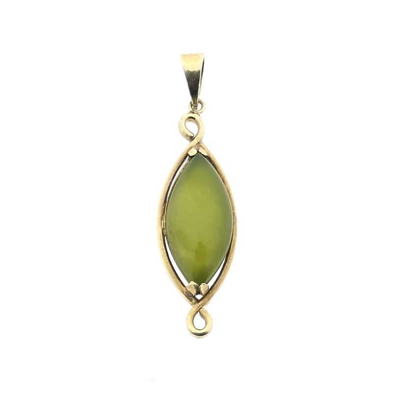 Image 1 of 9 carat pendant with jade
